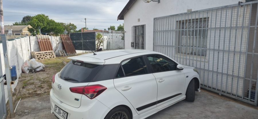 To Let 2 Bedroom Property for Rent in Belthorn Estate Western Cape